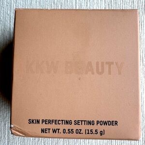 KKW BEAUTY Skin Perfecting Setting Powder - shade 3 BRAND NEW IN BOX